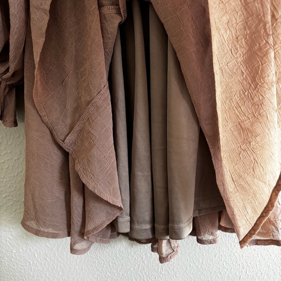 Vici Elegant Mauve Dress - Picture 4 of 7